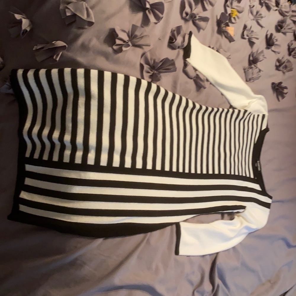 Baby dress with stretch